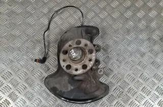 MERCEDES-BENZ C-Class W204/S204/C204 (2004-2015) Forreste venstre hjulnav 33332654