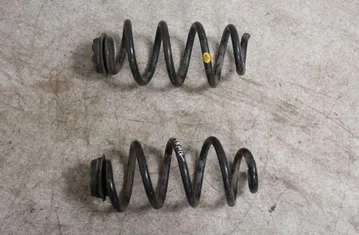 NISSAN X-Trail T31 (2007-2014) Bagerste venstre skruefjeder 33277564