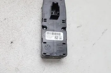 BMW X4 F26 (2014-2018) Kontrolkontakter til venstre bagdørs rude 9208111 33282167