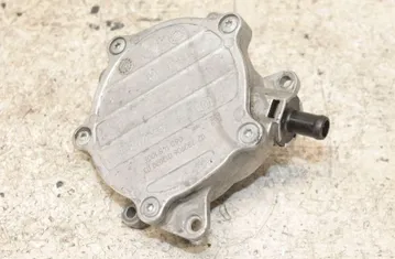 AUDI A4 B8/8K (2011-2016) Vakuum pumpe 06D145100E 33306207