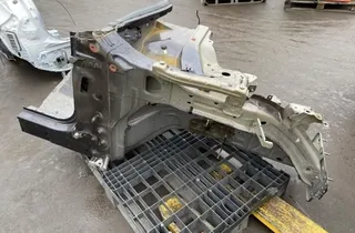 FORD USA Mustang Mach-E 1 generation (2020-2024) Forreste højre kvartpanel 33523103