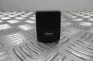 OPEL Astra K (2015-2021) Yderligere musikafspillerstik 39087528 33706488