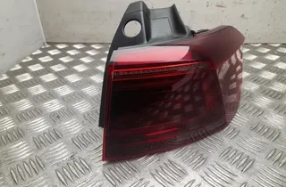 VOLKSWAGEN Passat B8 (2014-2023) Baglygte højre baglygte 3G9945208P 34967613