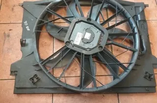MERCEDES-BENZ CLS-Class C219 (2004-2010) Køler ventilator A2115050555,1137328108,A2115001693,3137229007 12123406