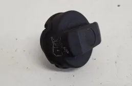 SKODA Fabia 6Y (1999-2007) Brændstoftankdæksel 191201553A 35106392