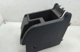 VOLKSWAGEN Golf Plus 1 generation (2004-2009) Centerkonsol 5M0863323 35097882