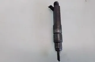 VOLKSWAGEN Golf 4 generation (1997-2006) Brændstofinjektor 028130201 35098778