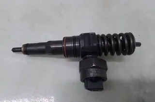 VOLKSWAGEN Golf 4 generation (1997-2006) Brændstofinjektor 038130073F 35098016