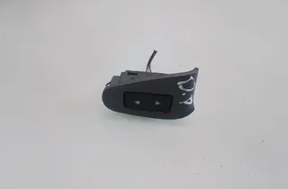 FIAT Stilo 1 generation (2001-2010) Bagerste højre dør vindueskontrolkontakt 35063712