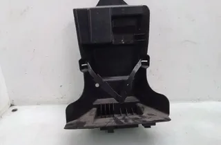 VOLKSWAGEN Passat B5 (1996-2005) Andre trimdele 3B9867705 35100793