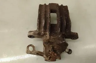 AUDI A3 8L (1996-2003) Bremsekaliber venstre bag 35077612