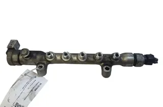 MAZDA 5 2 generation (2010-2015) Brændstofskinne A502001Q 33503309