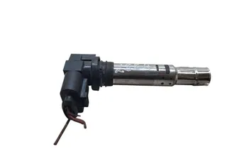 SKODA Octavia 2 generation (2004-2013) Højspændingstændingsledning (stikledning) 036905715F 33801419