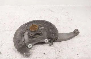 BMW 5 Series G30/G31 (2016-2023) Forreste venstre hjulnav 33511593