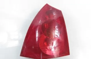 PEUGEOT 307 1 generation (2001-2008) Venstre baglygte 33526595