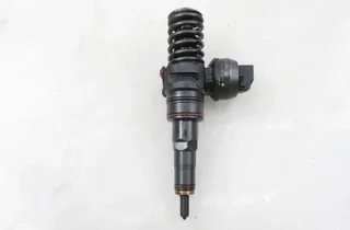 SKODA Fabia 1 generation  (2004-2007) Olieinjektor 038130073AJ,0414720037 34848655