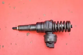 VOLKSWAGEN Golf Plus 1 generation (2004-2009) Brændstofinjektor 038130073AG 35102612