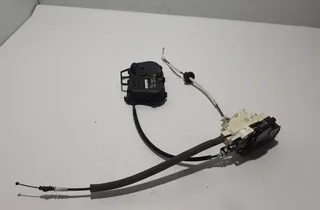 PORSCHE Panamera 971 (2016-2020) Venstre side skydedørslås 971839015C 33521965