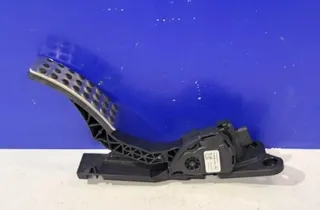 MERCEDES-BENZ GL-Class X166 (2012-2015) Gaspedal A1663000204 33520566