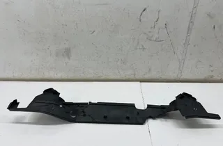 AUDI Andre motorrumsdele 4KE805265A 35102355