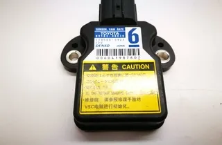 TOYOTA RAV4 3 generation (XA30) (2005-2012) Accelerationssensor 89183-48030 3782695