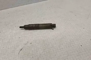 SEAT Ibiza 2 generation (1993-2002) Brændstofinjektor 038130201G 32529965