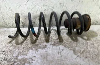 PEUGEOT 5008 1 generation (2009-2016) Bagerste højre skruefjeder 35042627