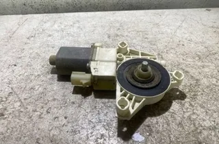 DODGE Journey 1 generation (2008-2020) Bagerste venstre dør vindue kontrolmotor 0130822474 35040859