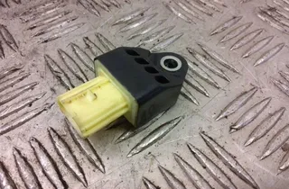 TOYOTA Prius 3 generation (XW30) (2009-2015) Forreste venstre stødsensor 89831-75010 31018567